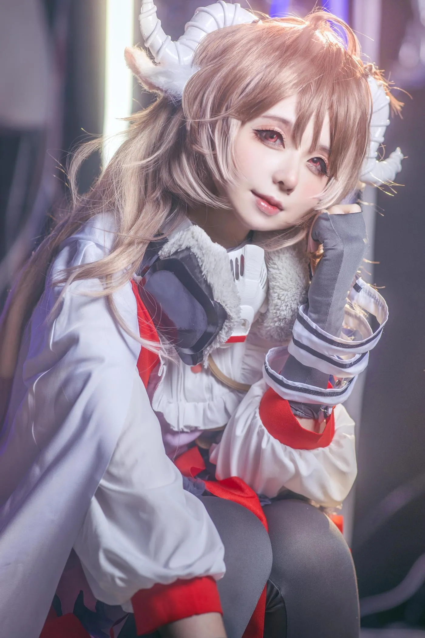 渊秧 – NO.17 明日方舟-艾雅法拉cos [10P]插图6